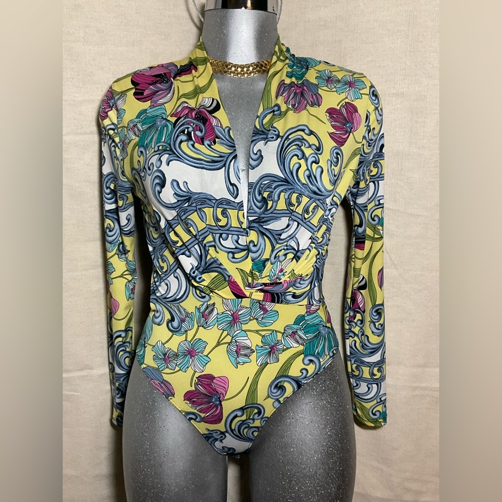 Az Design, Women. Bodysuit. Sz: Small.